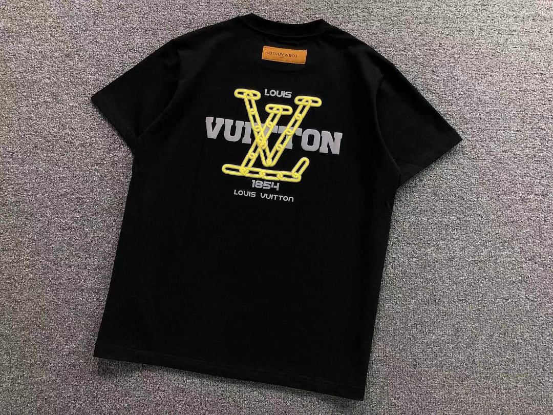 Louis Vuitton 148 L⭐ T-SHIRT 22050432001 (Im 170Cm 60Kg I Wear Size XS In The Phot) - Image 11