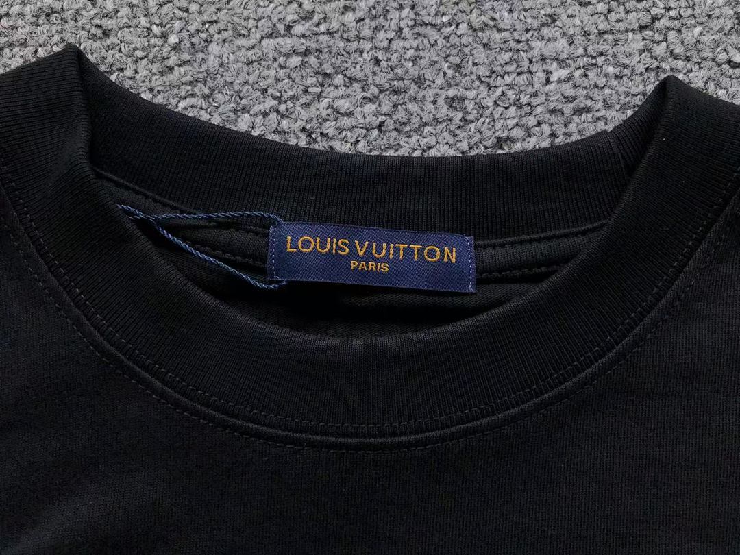 Louis Vuitton 118 L⭐ T-SHIRT 124705104 (Im 170Cm 60Kg I Wear Size S In The Phot) - Image 20