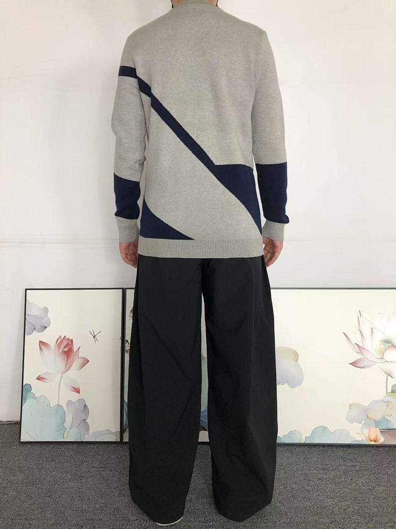 Versace 208 V⭐⭐SA⭐E SWEATER 3108130921 (Im 170Cm 60Kg I Wear Size L In The Phot) - Image 4