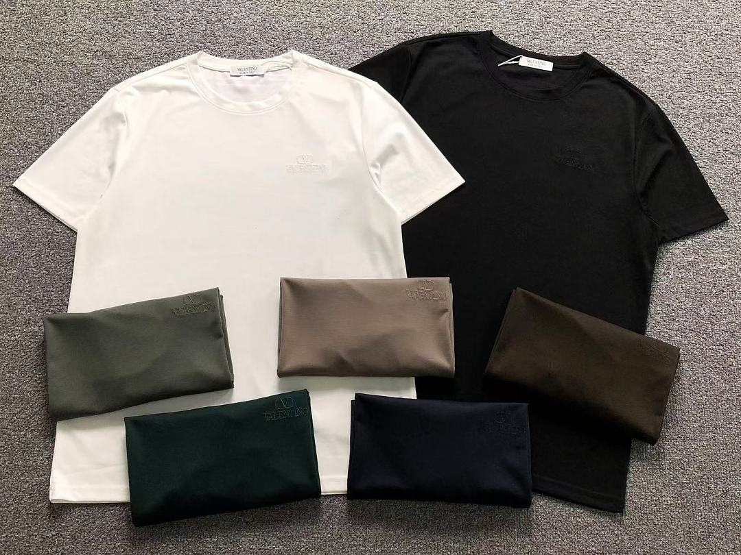 Valentino 118 VALENTINO T-SHIRT 3207100421 (Im 170Cm 60Kg I Wear Size L In The Phot) - Image 6