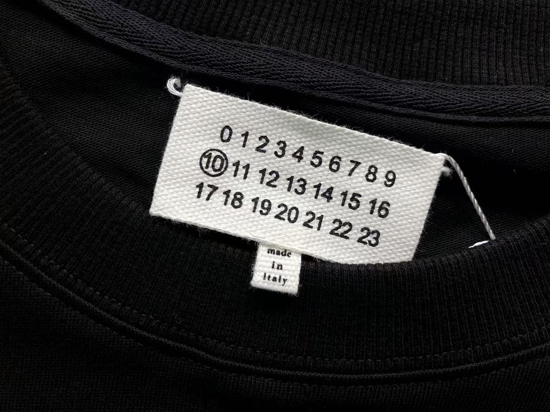 On Running 98 MAISON MARGIELA LONG SLEEVED 58261386 (Im 170Cm 60Kg I Wear Size 46 In The Phot) - Image 23