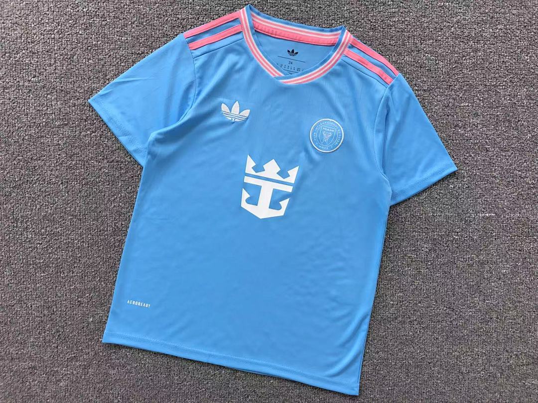 Unbranded 69 FOOTBALL T-SHIRT - Image 7