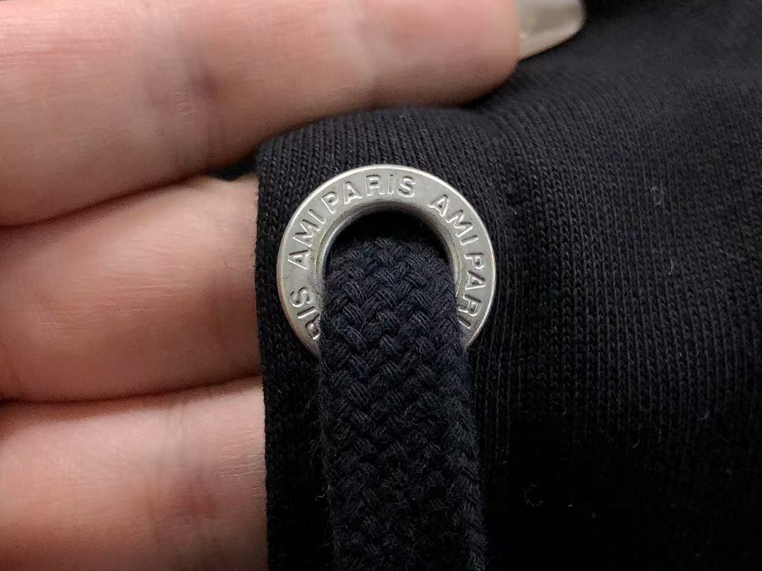 AMI 168 AMI HOODIE 3110170421 (Im 170Cm 60Kg I Wear Size M In The Phot) - Image 31