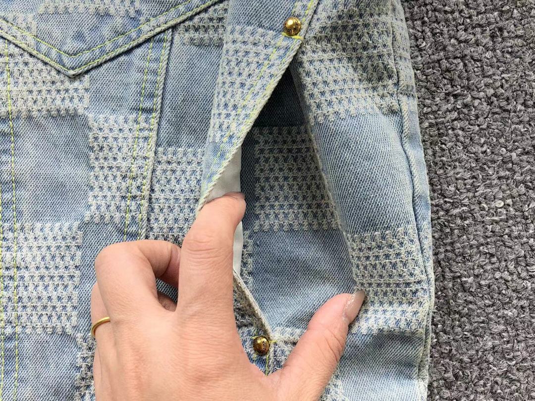Louis Vuitton 245 L⭐ JACKET 411121704001 (Im 170Cm 57Kg I Wear Size M In The Phot) - Image 15