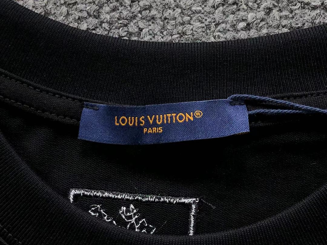 Louis Vuitton 158 L⭐ T-SHIRT 22051214001 (Im 170Cm 55Kg I Wear Size S In The Phot) - Image 20