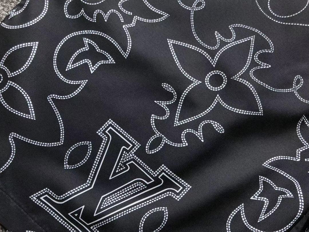 Louis Vuitton SHORTS 95 L⭐ SHIRT - Image 24