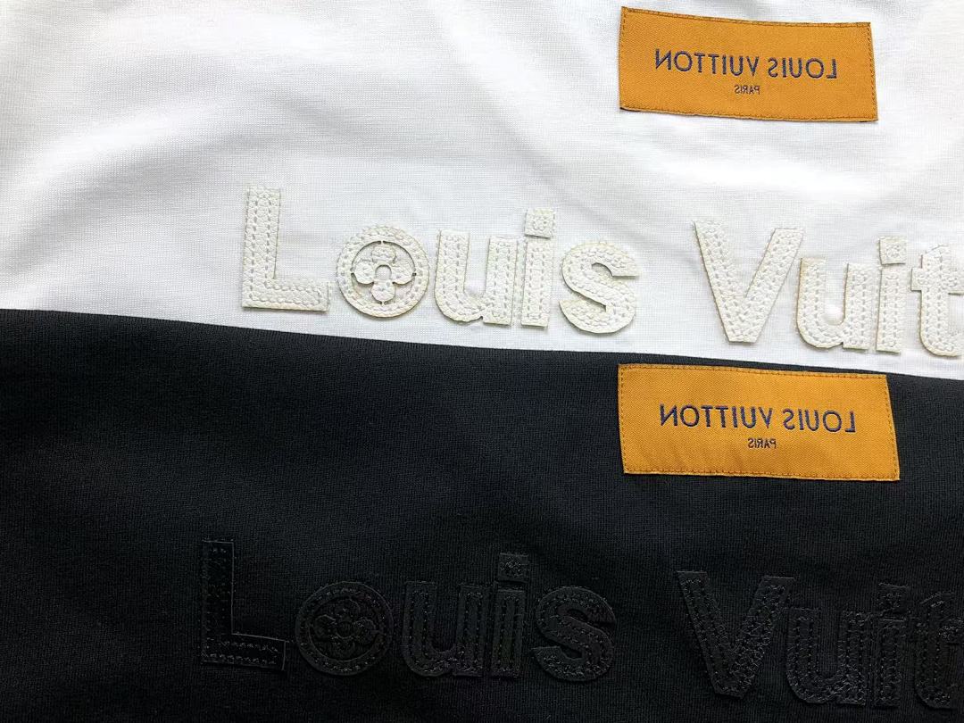 Louis Vuitton 118 L⭐ T-SHIRT 213041021 (Im 170Cm 55Kg I Wear Size S In The Phot) - Image 12