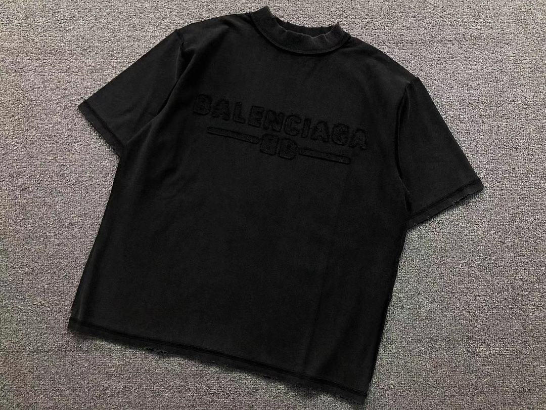 Balenciaga 138 B⭐L⭐⭐⭐IA⭐A T-SHIRT 42042002163 (Im 170Cm 60Kg I Wear Size XS In The Phot) - Image 6