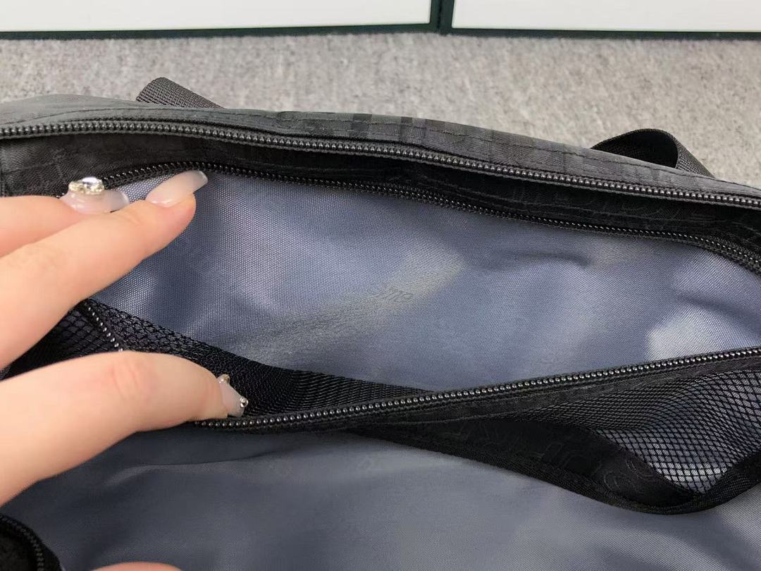 Supreme 115 S⭐⭐R⭐⭐E BAG 412231813 (Long 55CM* Wide 34CM* High 28CM) - Image 28