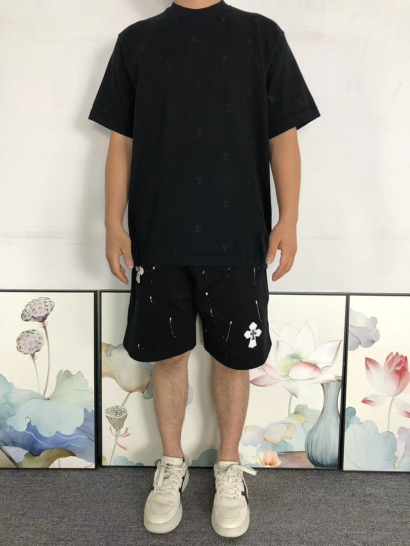 Louis Vuitton 195 L⭐ T-SHIRT 22060109125 (Im 170Cm 60Kg I Wear Size M In The Phot) - Image 3
