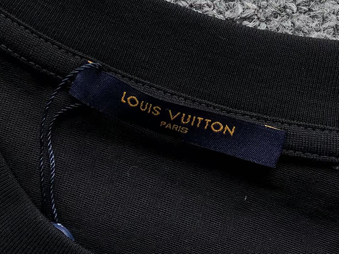 Louis Vuitton 118 L⭐ T-SHIRT 4112101133 (Im 170Cm 60Kg I Wear Size XL In The Phot) - Image 22