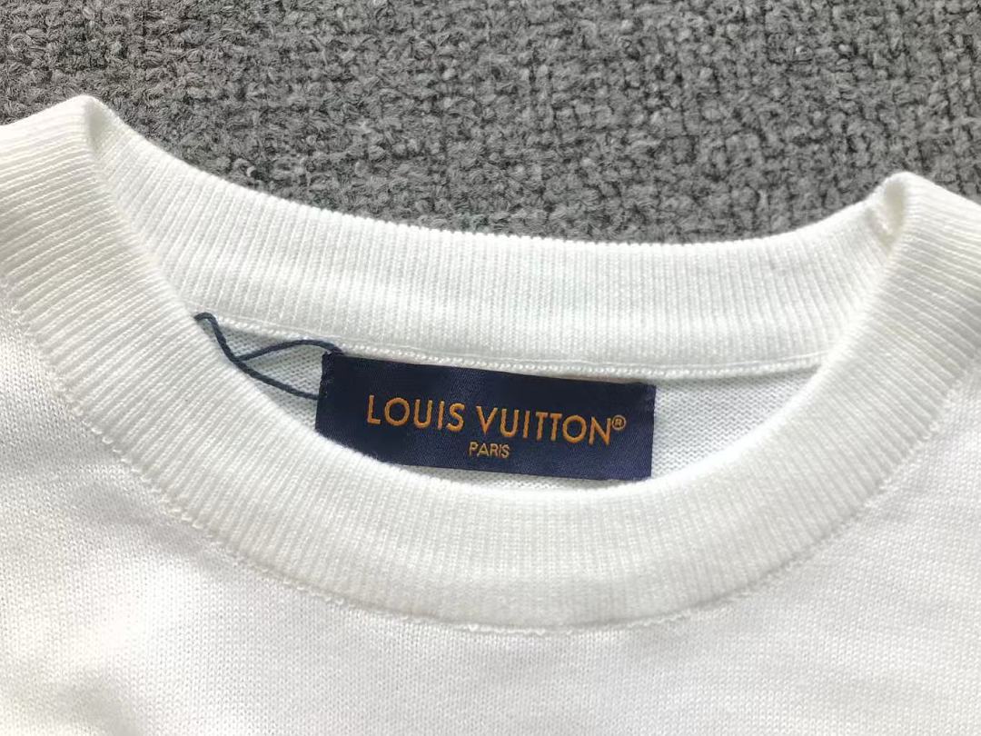 Louis Vuitton 178 L⭐ T-SHIRT 3207140721 (Im 170Cm 60Kg I Wear Size S In The Phot) - Image 12
