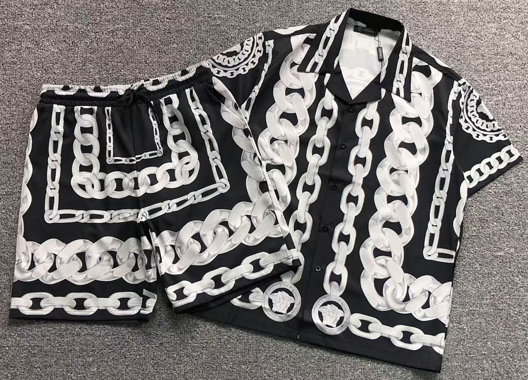 Versace SHORTS 95 V⭐⭐SA⭐E SHIRT - Image 6