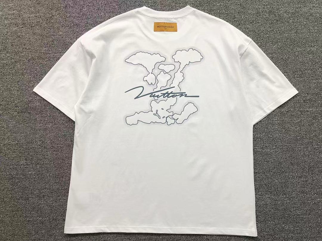 Louis Vuitton 158 L⭐ T-SHIRT 22040350001 (Im 170Cm 60Kg I Wear Size XS In The Phot) - Image 7
