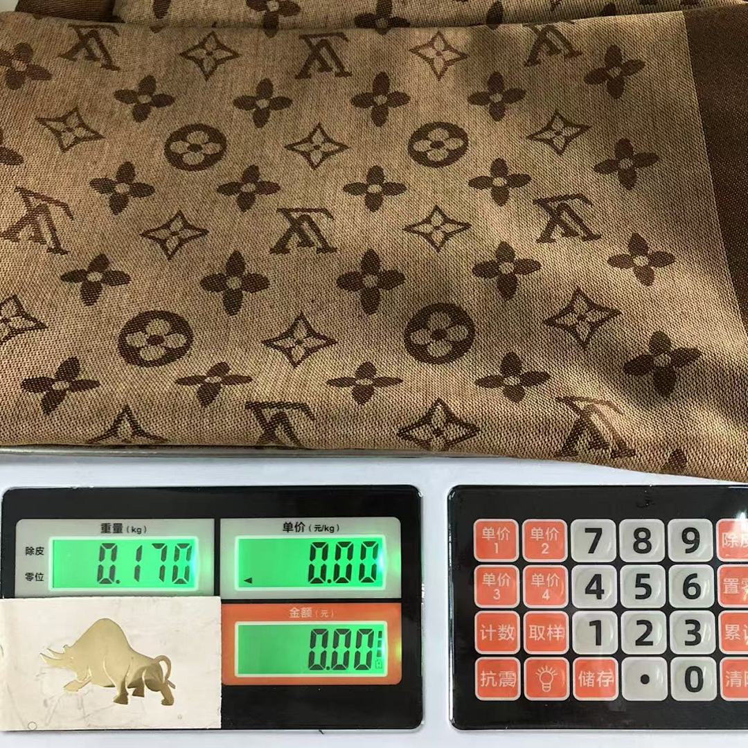 Louis Vuitton 78 L⭐ SCAPF 561105102 (Long 190CM* Wide 68CM*) - Image 12