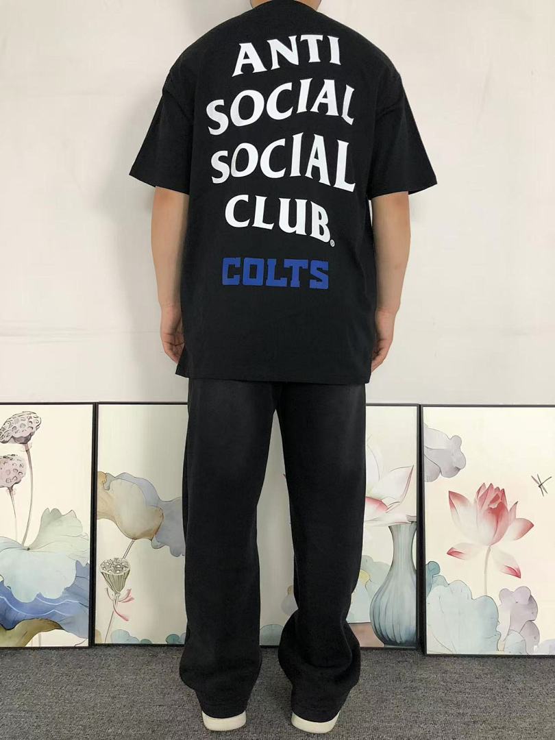 Christian Louboutin 85 ANTI SOCIAL CLUB T-SHIRT 123132502 (Im 170Cm 60Kg I Wear Size L In The Phot) - Image 4