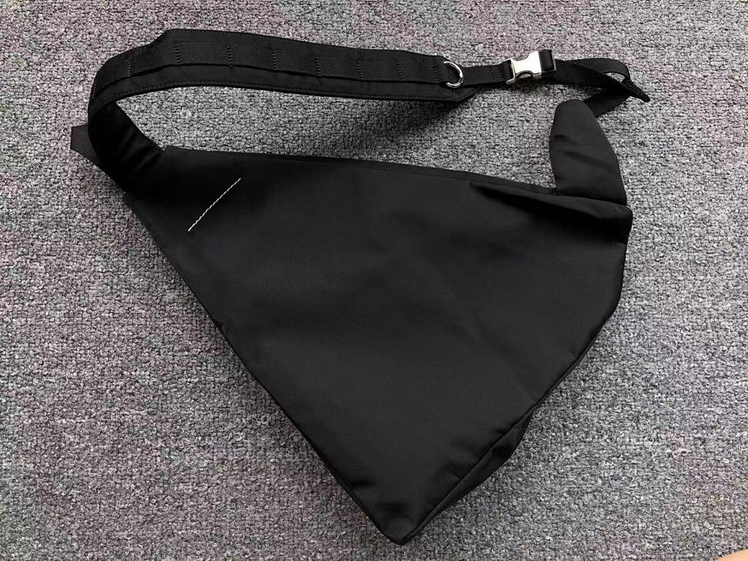 Unbranded 388 MAISON MARGIELA BAG 219225201 (Long 35CM* Wide 7CM* High 39CM) - Image 6