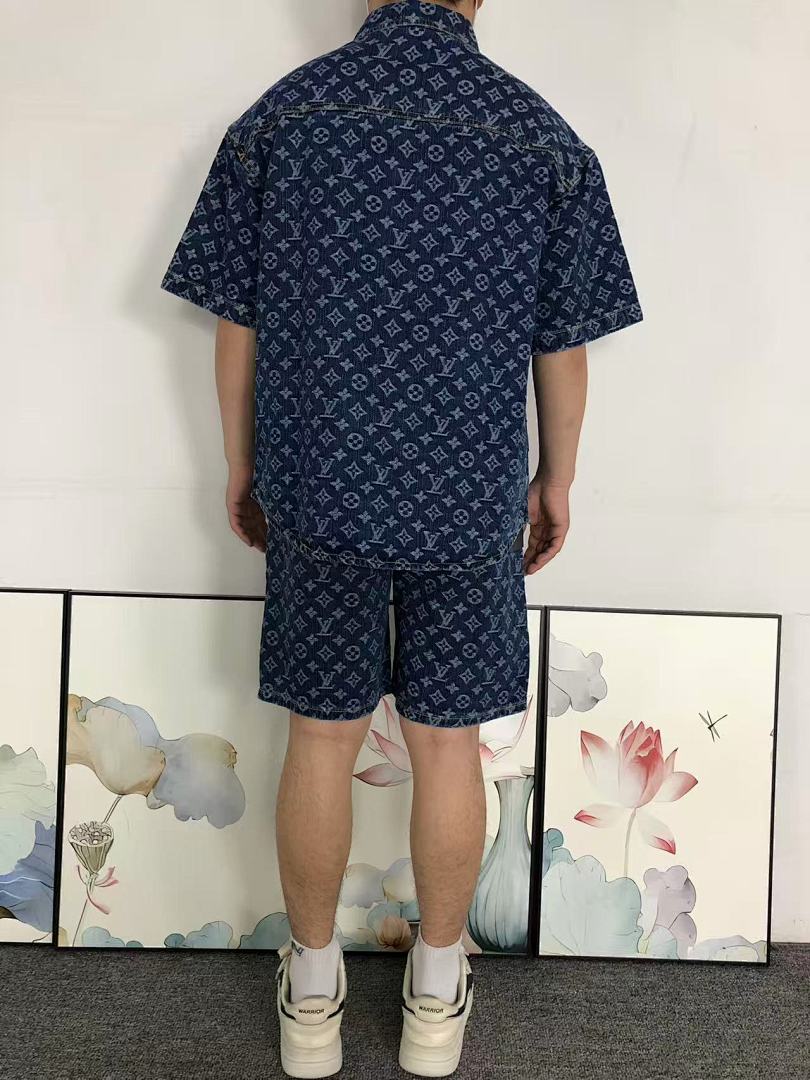 Louis Vuitton SHORTS 158 L⭐ T-SHIRT 3204091121 (Im 170Cm 60Kg I Wear Size S In The Phot) - Image 5