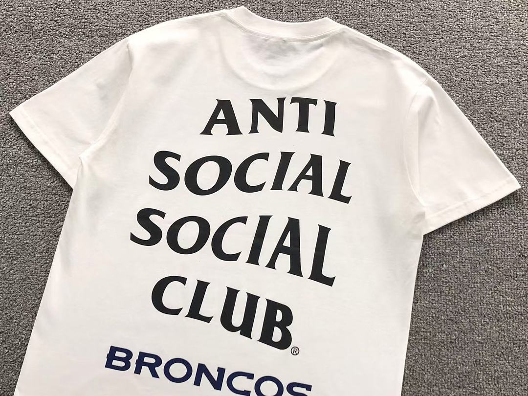 Christian Louboutin 88 ANTI SOCIAL CLUB T-SHIRT 2206211402 (Im 170Cm 60Kg I Wear Size M In The Phot) - Image 8