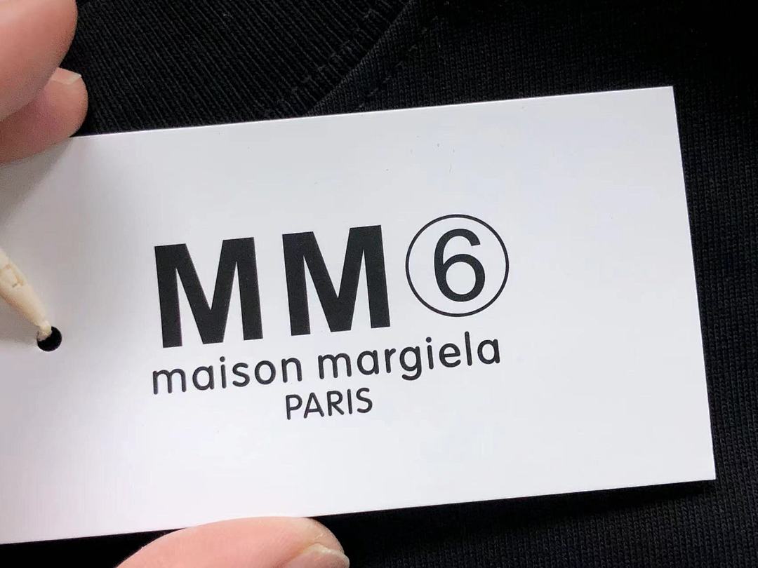On Running 85 MAISON MARGIELA T-SHIRT 5231232162 (Im 170Cm 60Kg I Wear Size 46 In The Phot) - Image 21