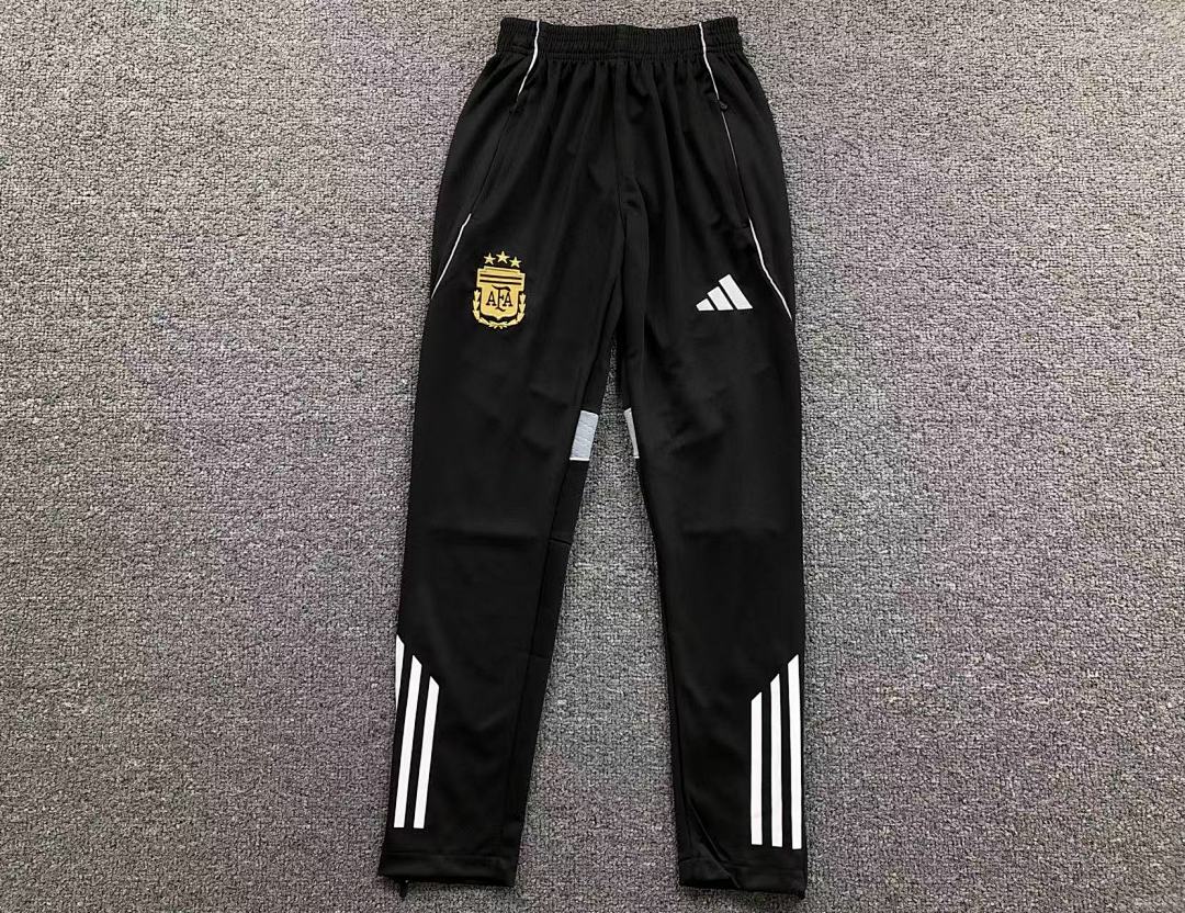 Chanel 135 FOOTBALL LONG SLEEVED TROUSERS - Image 19