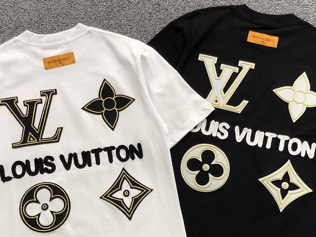 Louis Vuitton 125 L⭐ T-SHIRT 124703104 (Im 170Cm 60Kg I Wear Size S In The Phot) - Image 6