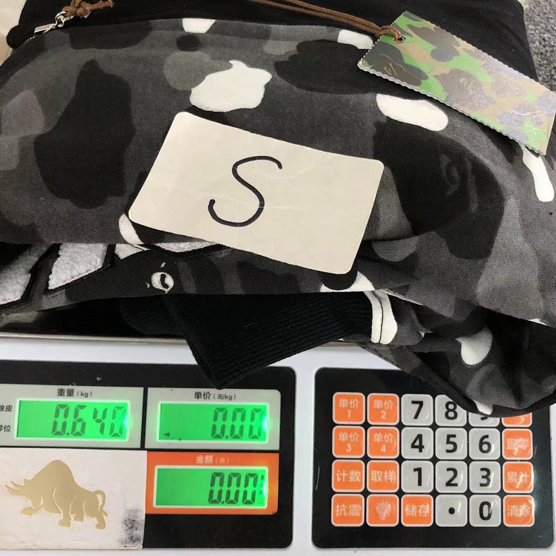 Bape 215 BAPE HOODIE 3203210417 (Im 170Cm 60Kg I Wear Size S In The Phot) - Image 38