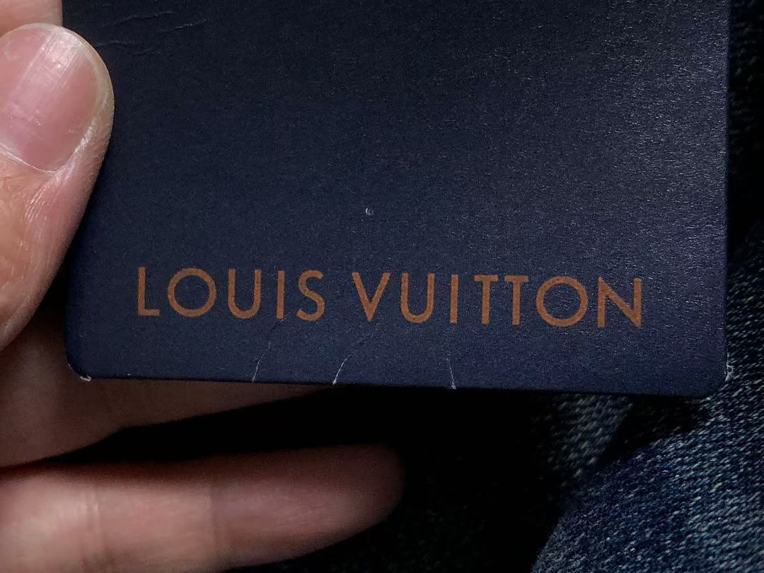 Louis Vuitton 235 L⭐ - Image 28