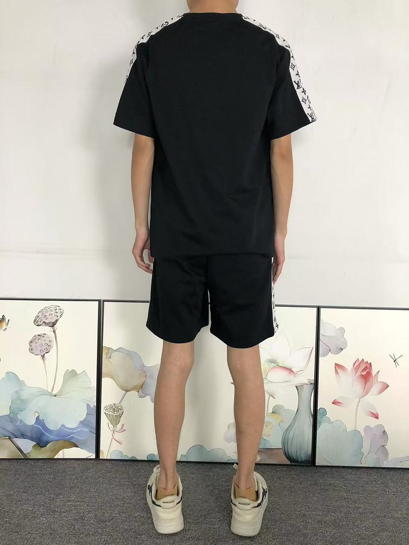 Louis Vuitton 218 L⭐ T-SHIRT SHORTS 5251110147 (Im 170Cm 60Kg I Wear Size L In The Phot) - Image 5