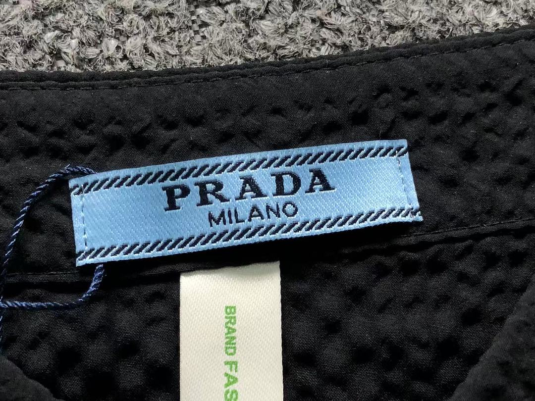 Prada 225 P⭐A⭐A SHIRT SHORTS 22060920001 (Im 170Cm 60Kg I Wear Size M In The Phot) - Image 21