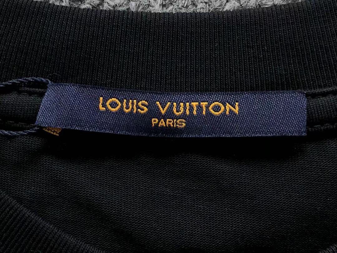 Louis Vuitton 115 L⭐ T-SHIRT 520122120 (Im 170Cm 60Kg I Wear Size M In The Phot) - Image 26