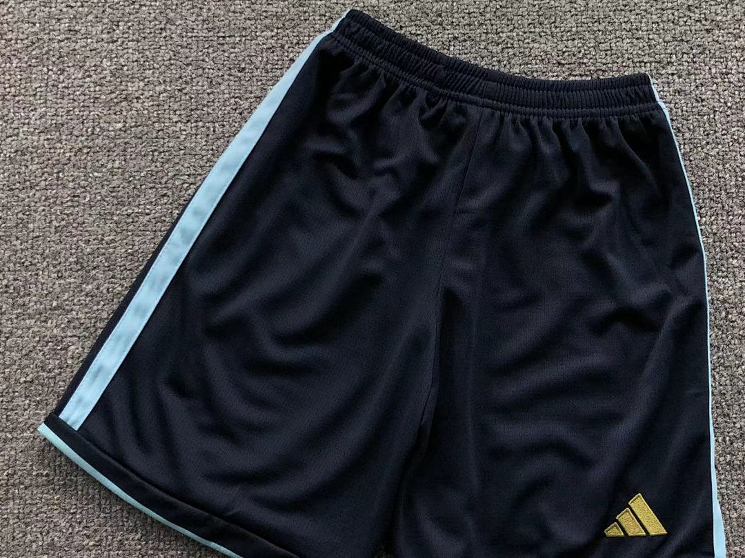 Chanel 75 FOOTBALL T-SHIRT SHORTS - Image 27