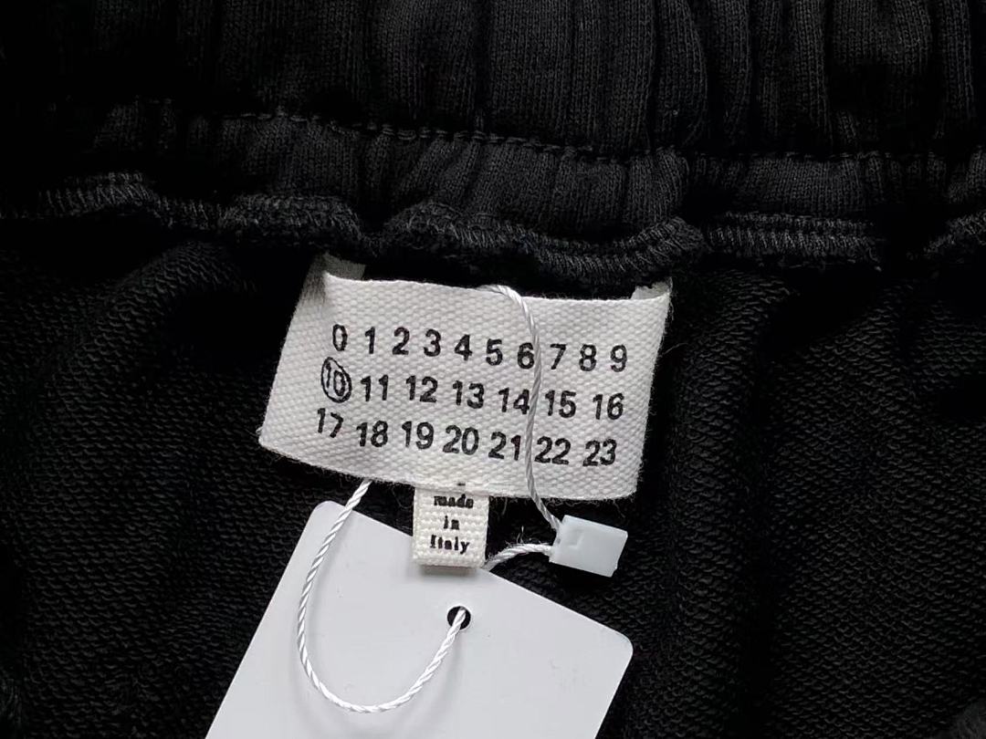 On Running 95 MAISON MARGIELA SHORTS 4107071786 (Im 170Cm 60Kg I Wear Size 44 In The Phot) - Image 22