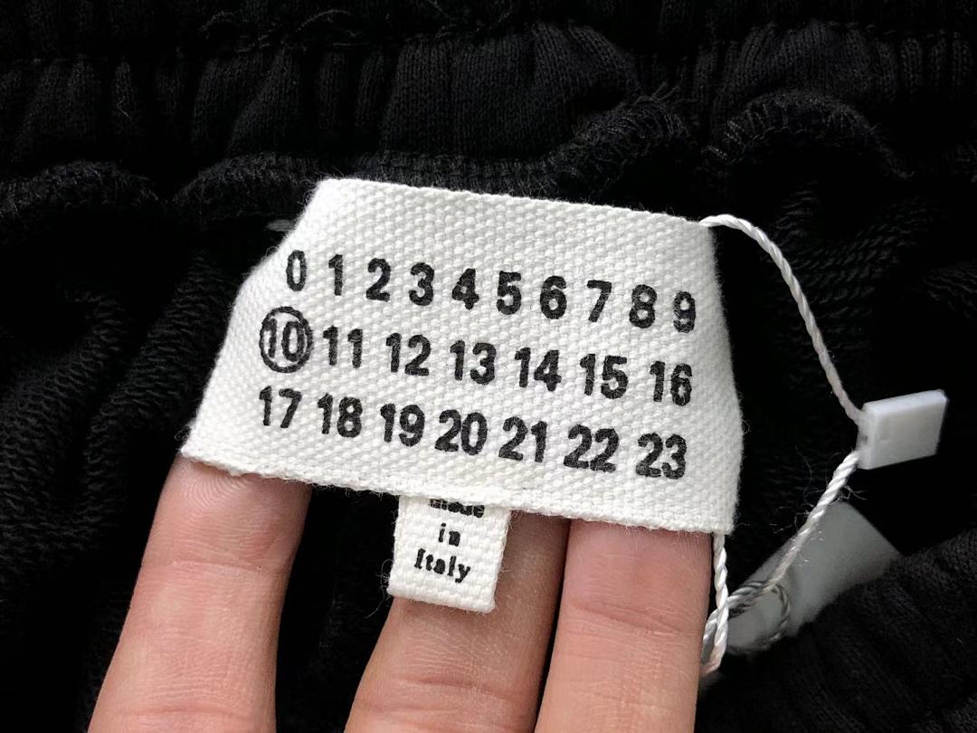 On Running 95 MAISON MARGIELA SHORTS 4107071086 (Im 170Cm 60Kg I Wear Size 46 In The Phot) - Image 30