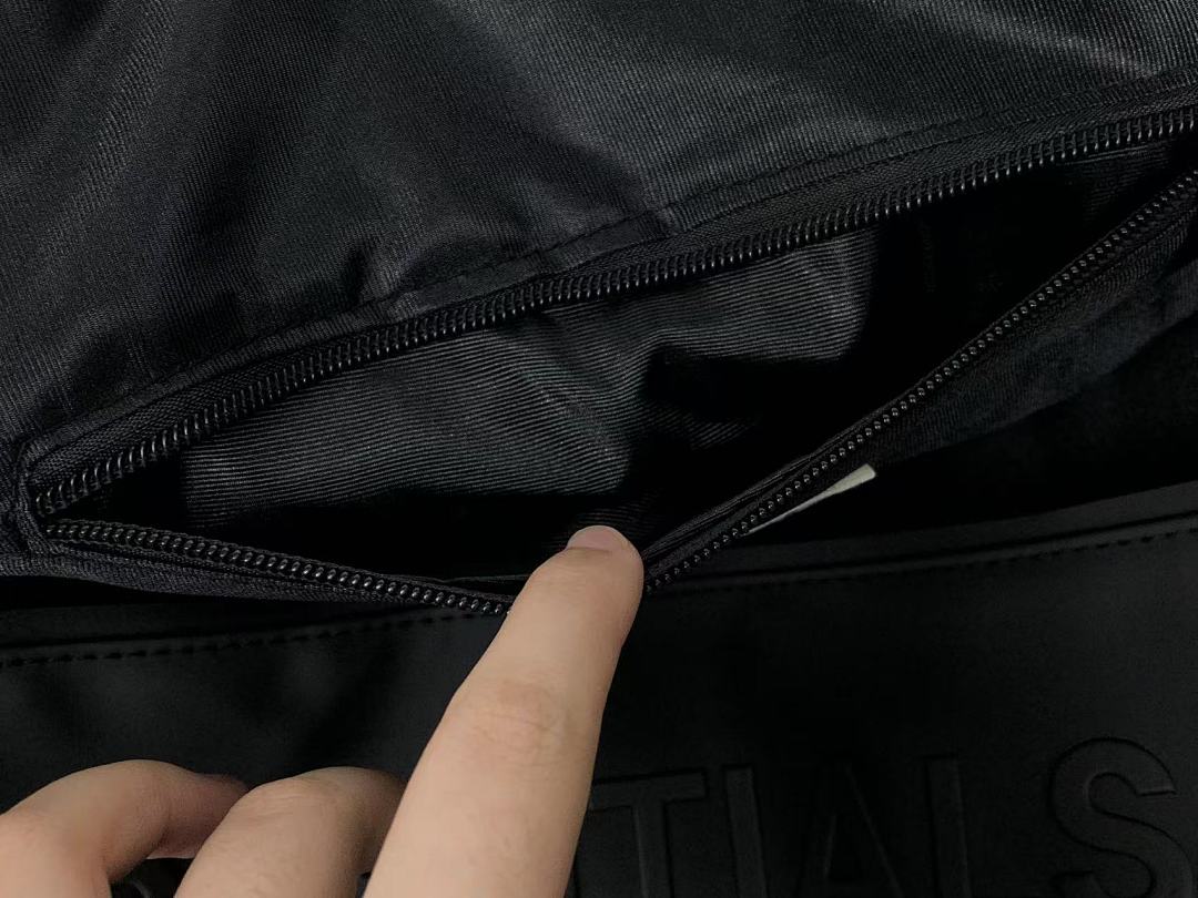 Fear of God 98 FOG BAG 1106050413 (Long 47CM* Wide 25CM* High 25CM) - Image 12