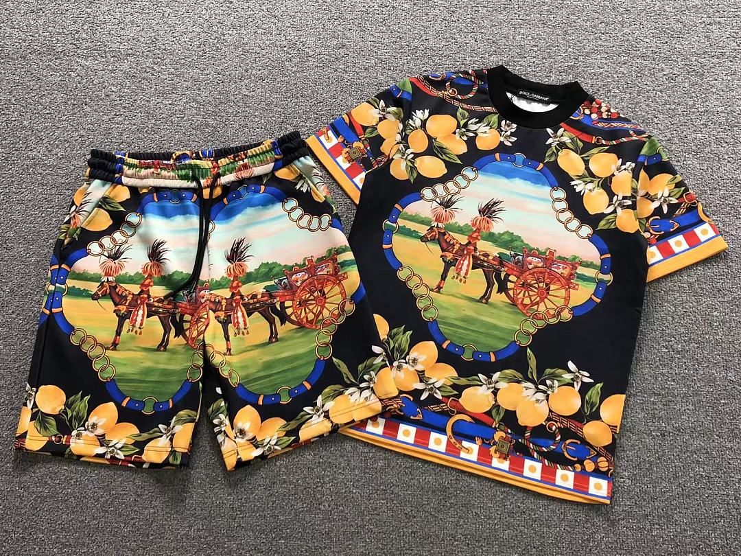 Dolce & Gabbana SHORTS175 D⭐LC⭐ GA⭐⭐A⭐A T-SHIRT - Image 6