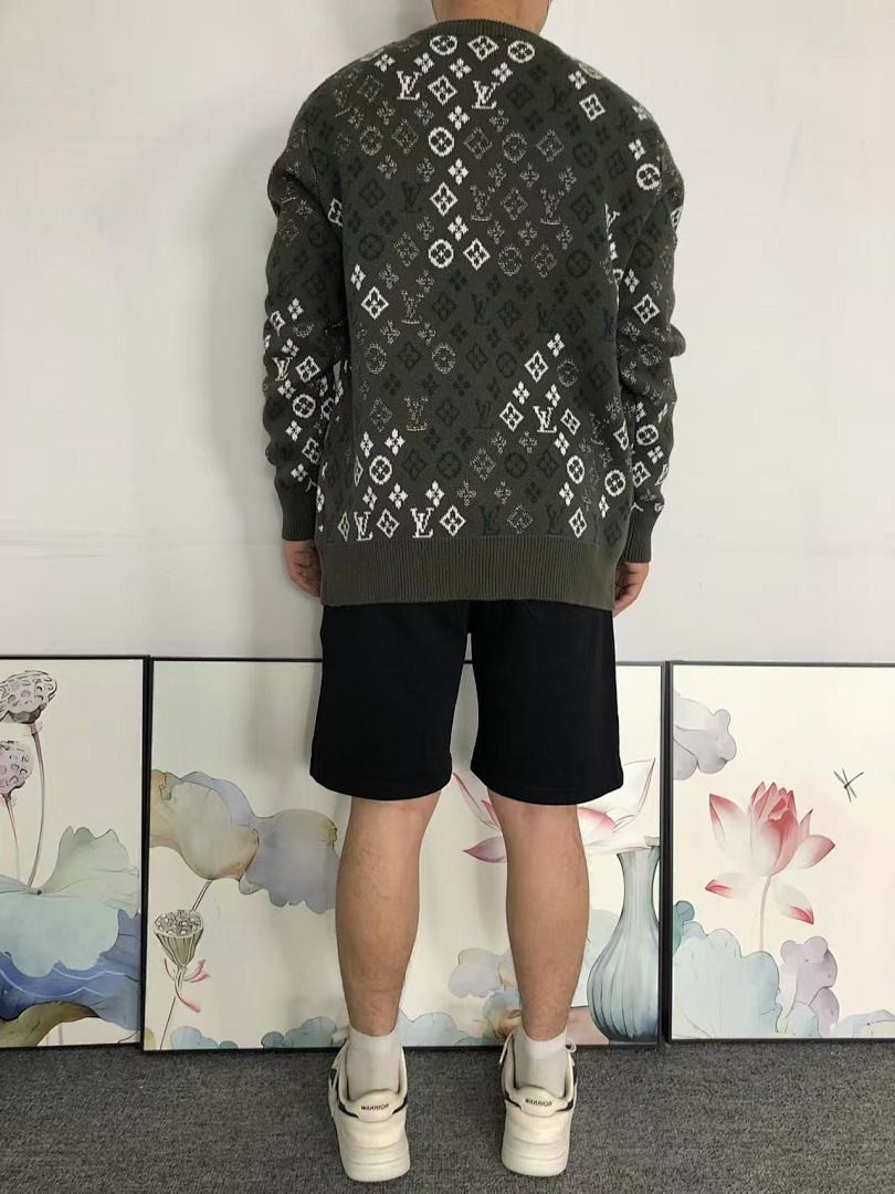 Louis Vuitton 228 L⭐ SWEATER 3201160921 (Im 170Cm 60Kg I Wear Size S In The Phot) - Image 4