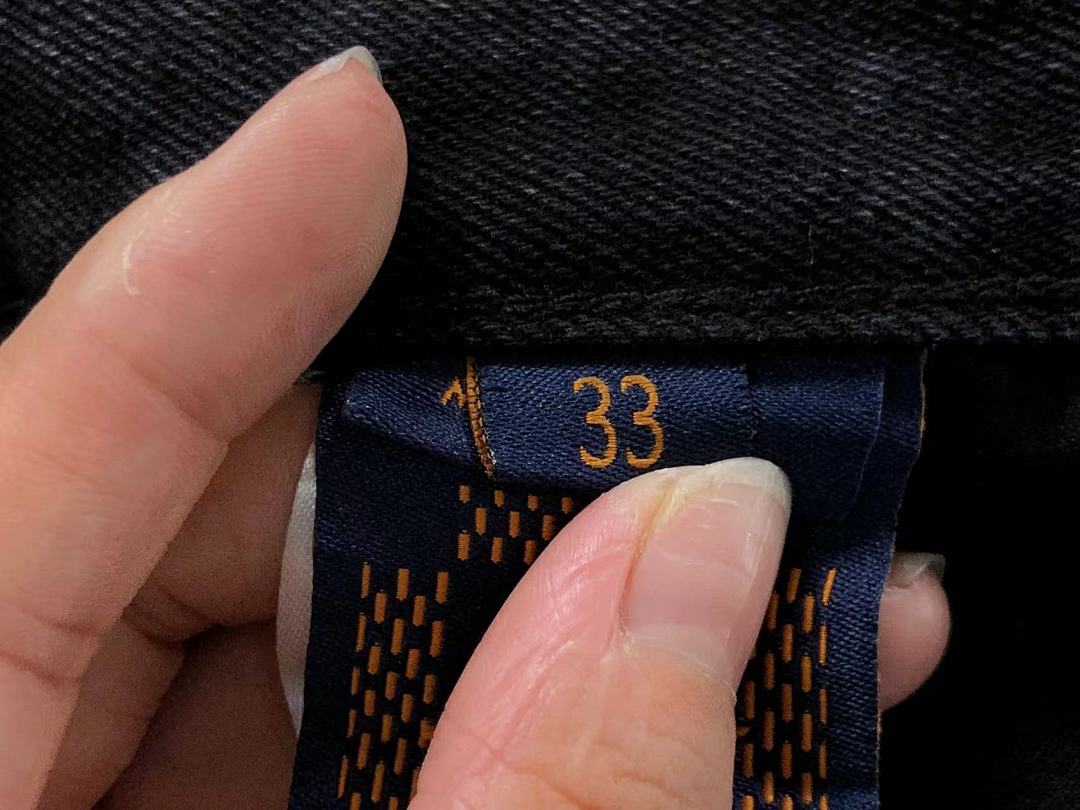 Louis Vuitton 245 L⭐ - Image 23