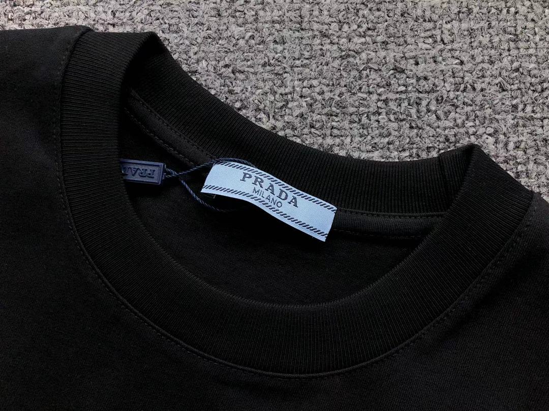 Prada 128 P⭐A⭐A T-SHIRT 211171421 (Im 170Cm 57Kg I Wear Size M In The Phot) - Image 16