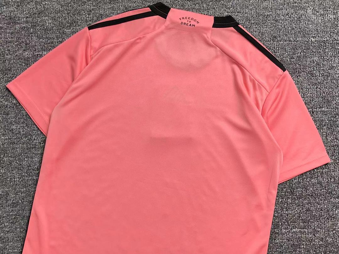 Unbranded 65 FOOTBALL T-SHIRT - Image 15