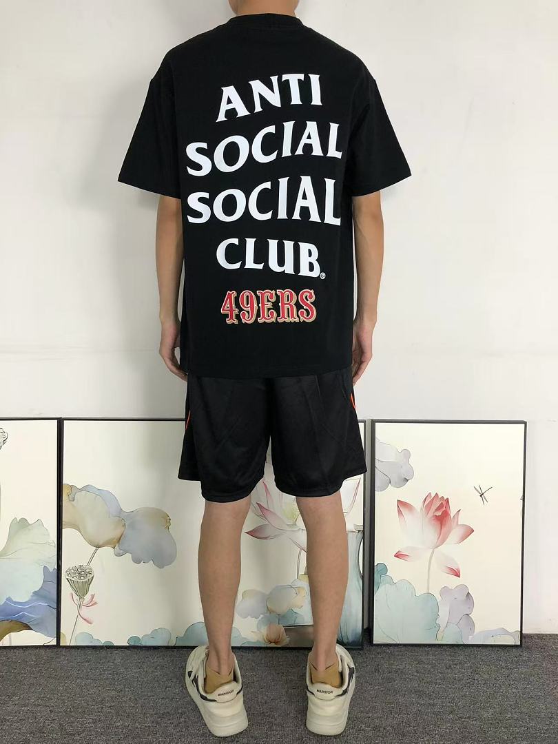 Christian Louboutin 88 ANTI SOCIAL CLUB T-SHIRT 126212502 (Im 170Cm 60Kg I Wear Size M In The Phot) - Image 4