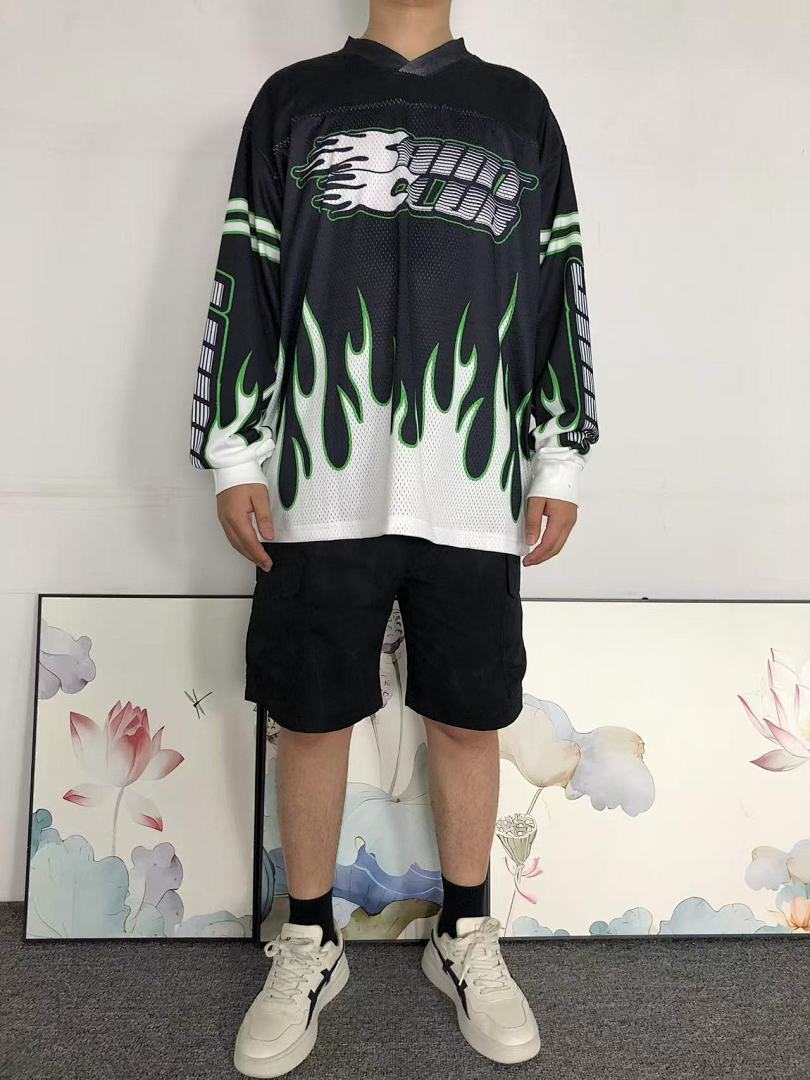Chanel 98 SAINT MICHAEL LONG SLEEVED 59040871 (Im 170Cm 60Kg I Wear Size M In The Phot) - Image 3