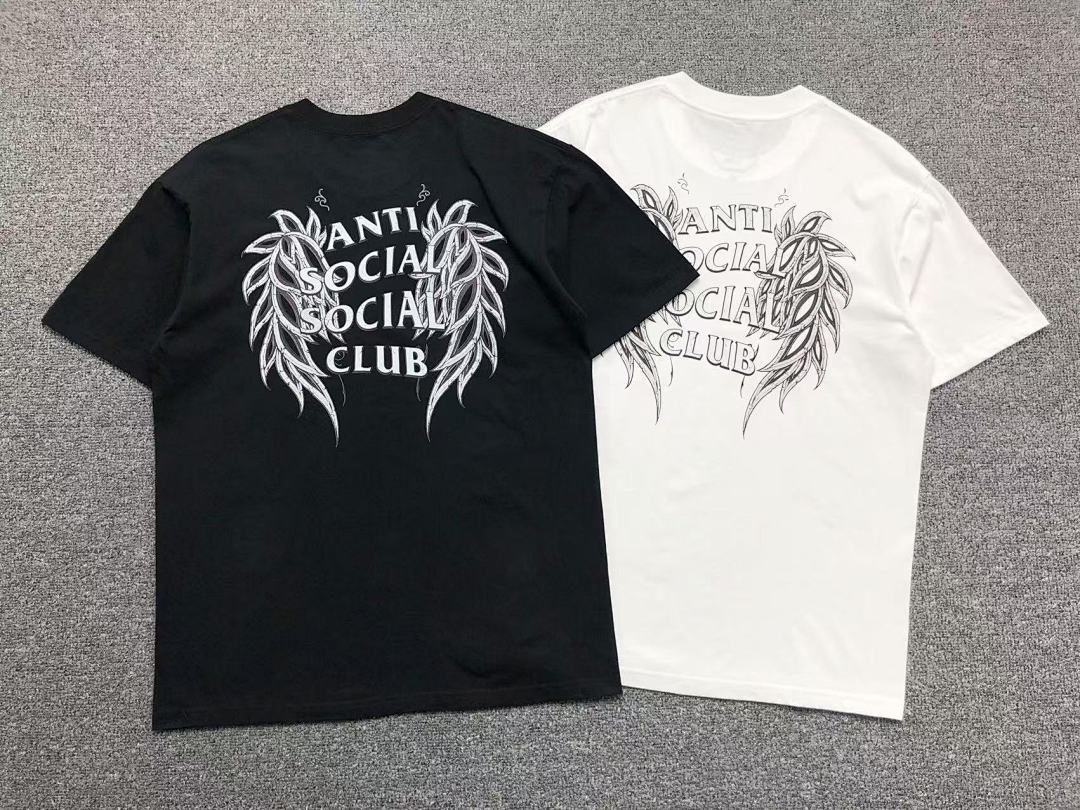 Christian Louboutin 85 ANTI SOCIAL CLUB T-SHIRT - Image 3