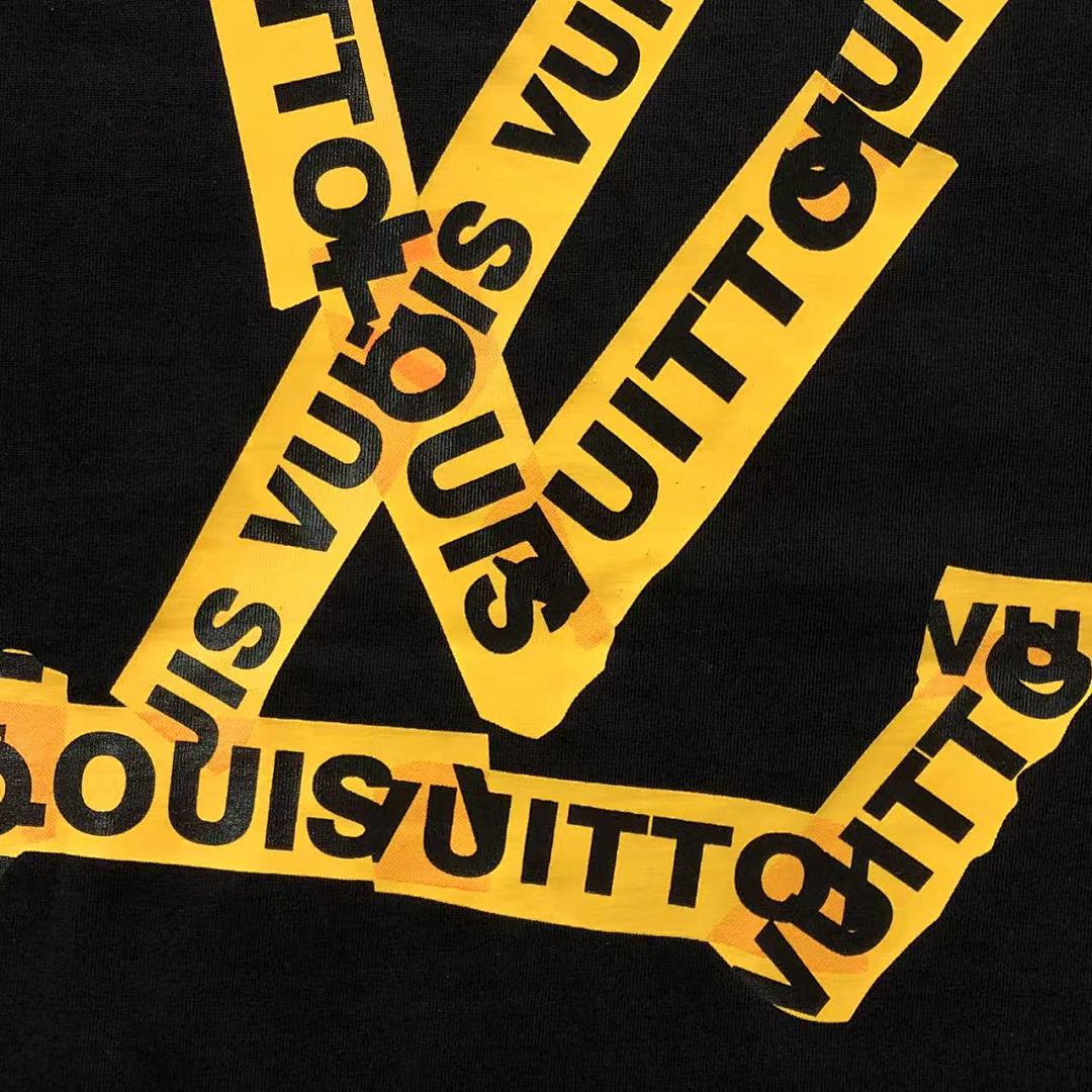 Louis Vuitton 115 L⭐ T-SHIRT 1106133260 (Im 170Cm 60Kg I Wear Size S In The Phot) - Image 11