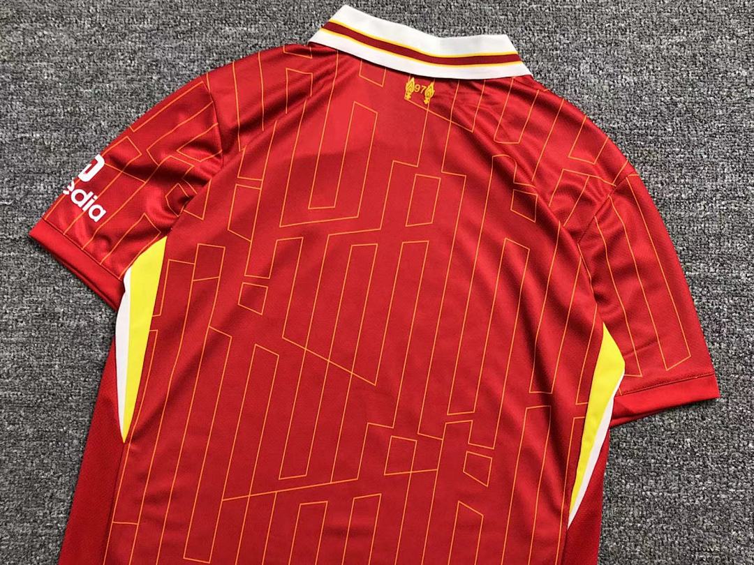 Unbranded 65 FOOTBALL T-SHIRT - Image 15