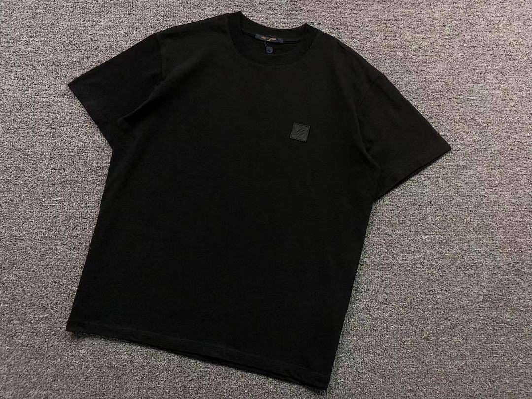 Louis Vuitton 128 L⭐ T-SHIRT 3203050621 (Im 170Cm 60Kg I Wear Size M In The Phot) - Image 8