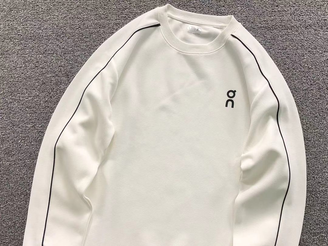 On Running 168 ON HOODIE 2207091004 (Im 170Cm 60Kg I Wear Size L In The Phot) - Image 9