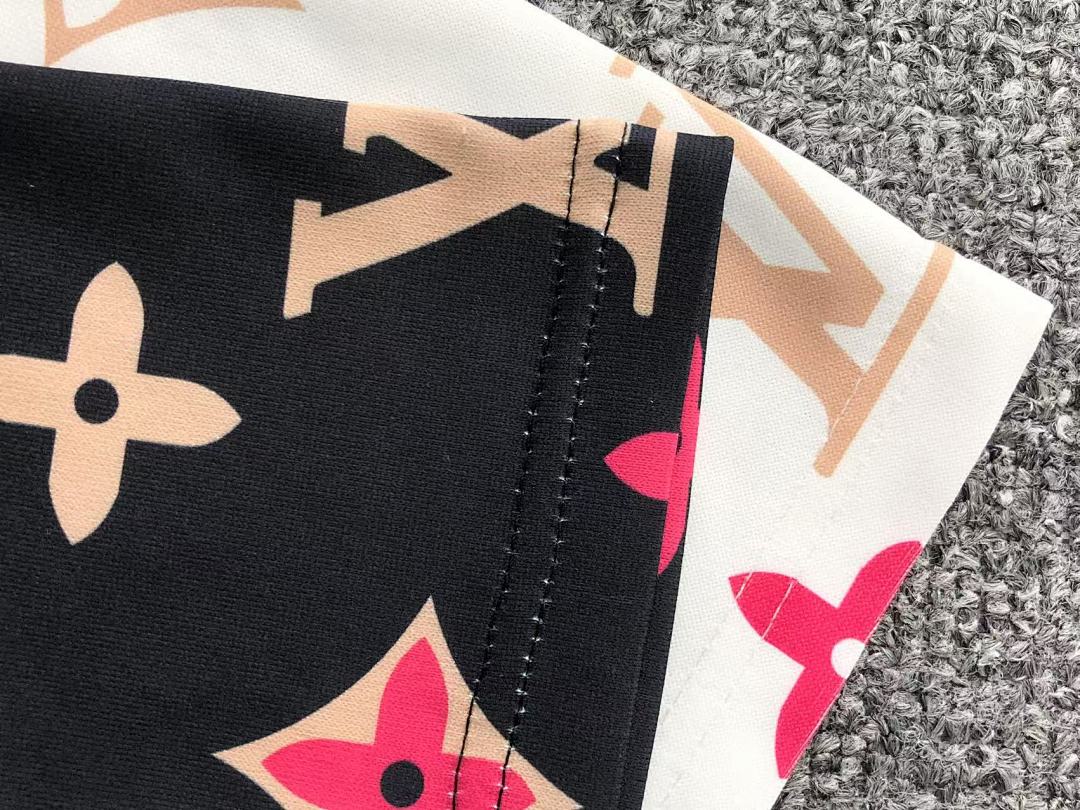 Louis Vuitton 79 L⭐ T-SHIRT 311120732 (Im 170Cm 57Kg I Wear Size M In The Phot) - Image 16