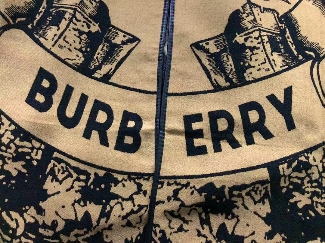 Burberry 138 B⭐R⭐E⭐RY SHAWL 510240776 (Long 154CM* Wide 135CM) - Image 5