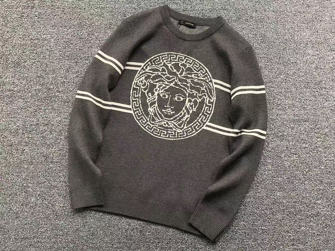 Versace 208 V⭐⭐SA⭐E SWEATER 3108132621 (Im 170Cm 60Kg I Wear Size L In The Phot) - Image 7